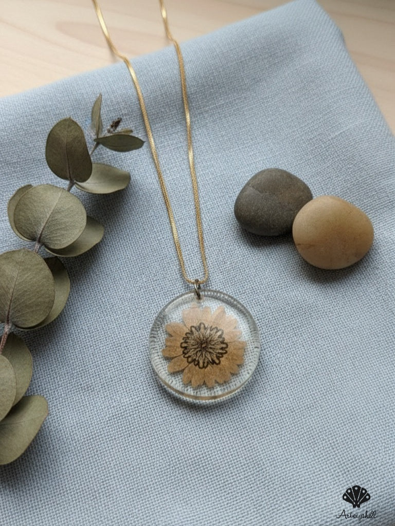 Real Pressed Flower Necklace | Gold Botanical Keepsake