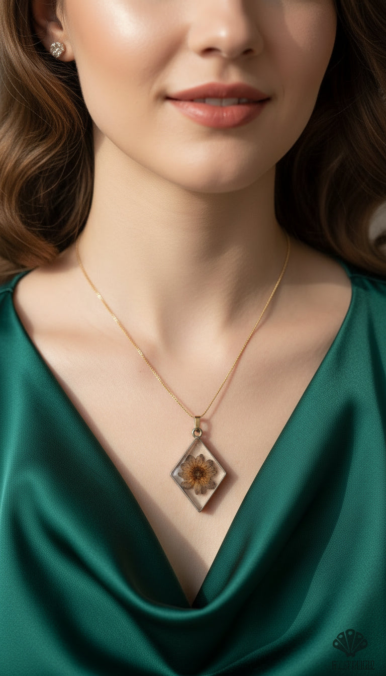 Floral pandant Chain