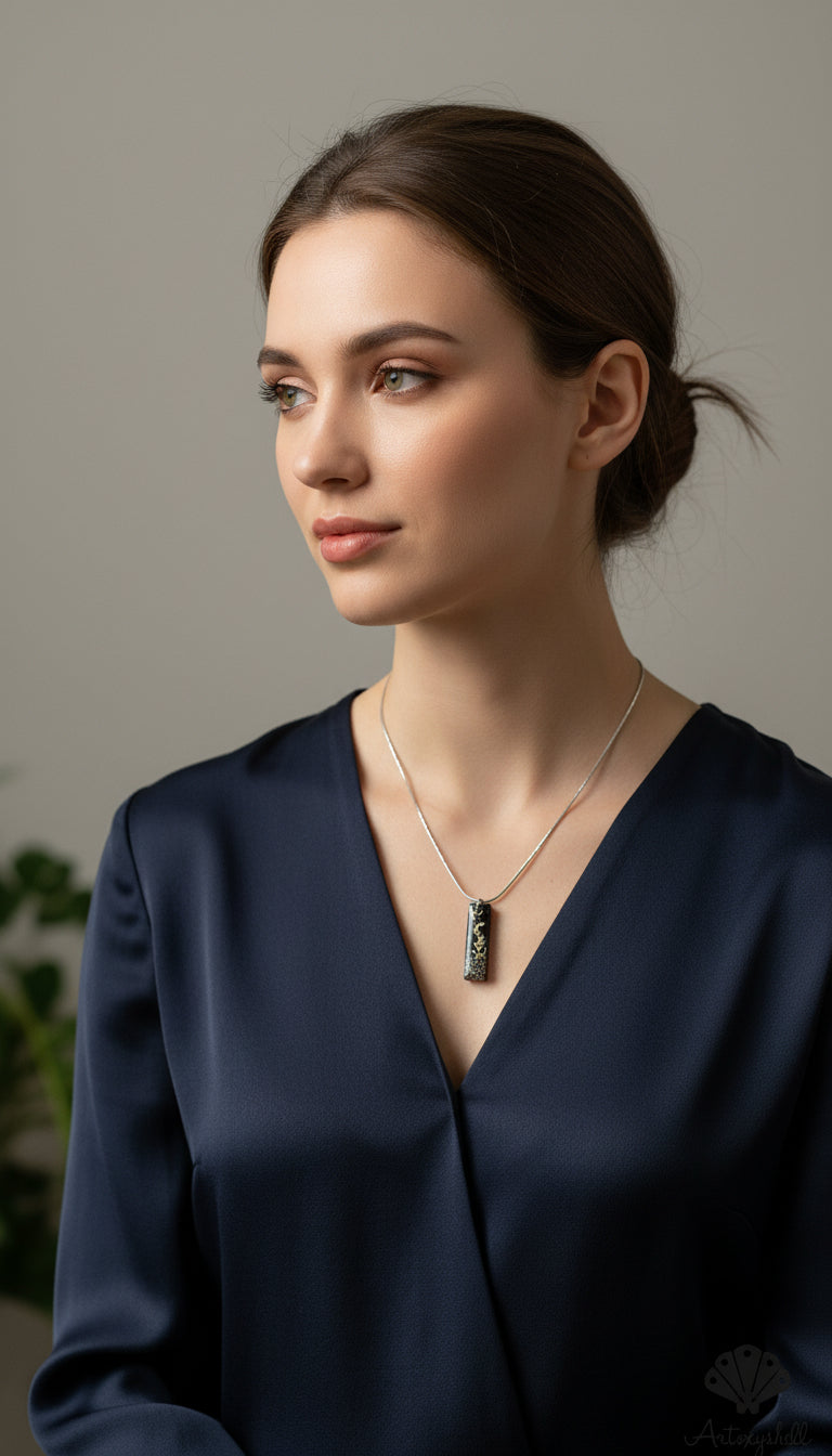 Elegant Floral Bar Pendant